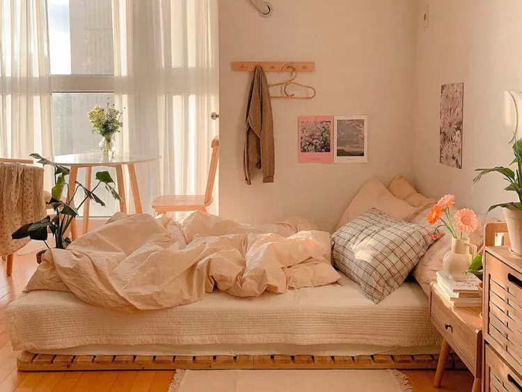 Mẫu phòng ngủ đẹp cho bé gái 15 tuổi phong cách đơn giản